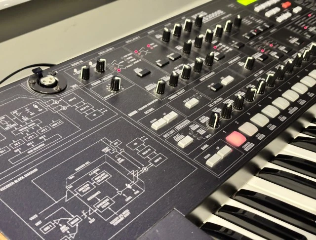 Korg MS 2000B