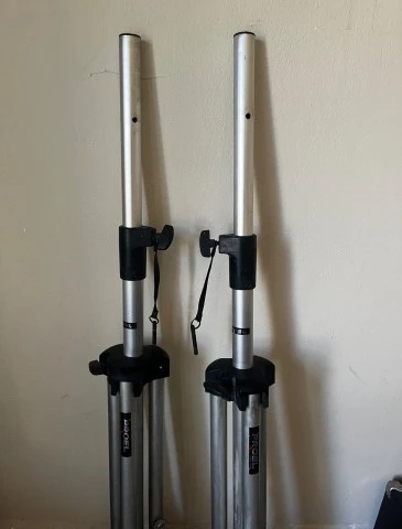 Yamaha EMX5000-12, 2x Yamaha 115IV, 2x Proel Stand