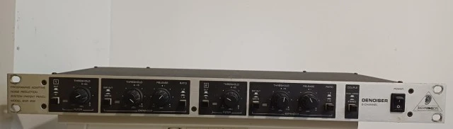 Behringer Denoiser SNR202 / Germany 1990s