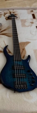 Marcus Miller M7 2nd Gen 5 String