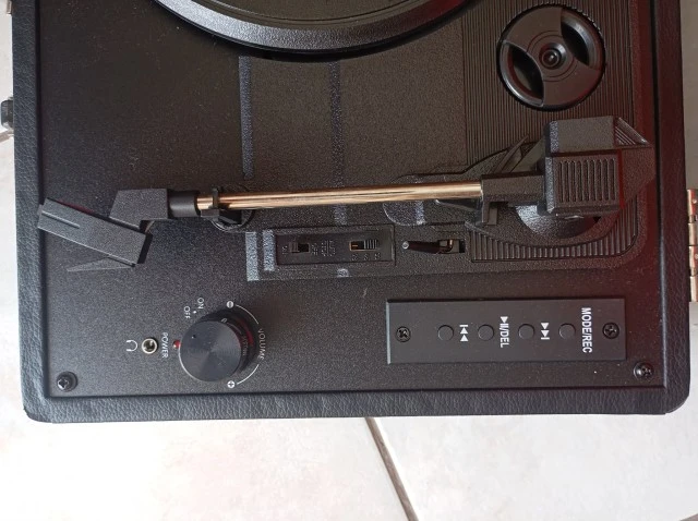 Akai att e 10
