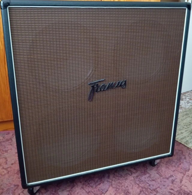 καμπίνα Framus Dragon 4x12