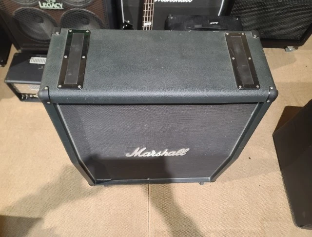 Marshall MF400 4x12 guitar cabinet - Celestion G12 K100