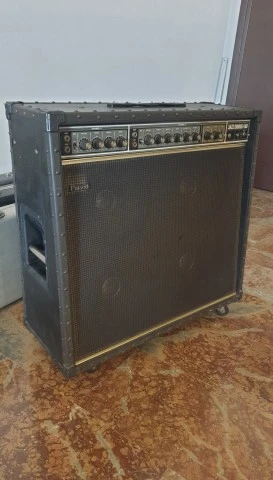 Roland Jazz Chorus 160