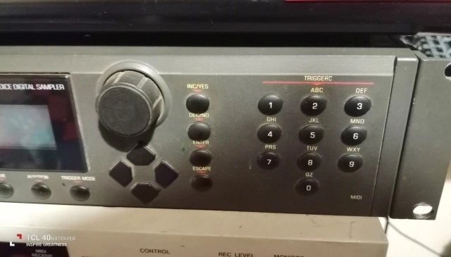 Emu ESI 32 Vintage sampler