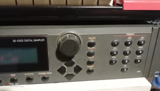Emu ESI 32 Vintage sampler