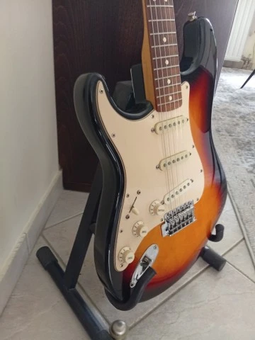 Fender Mexico sunburst
