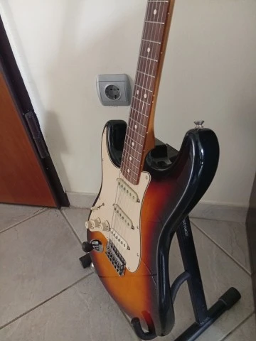 Fender Mexico sunburst