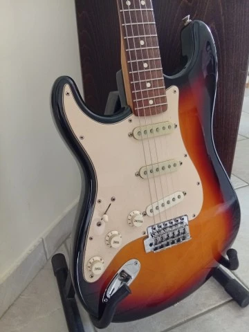 Fender Mexico sunburst