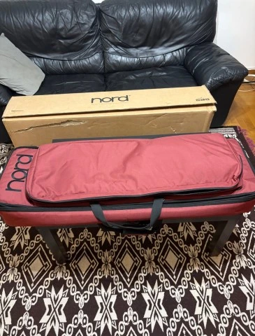 Nord Electro 6 HP + Nord Soft Case Electro HP