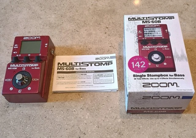 Πολυεφέ μπάσου Zoom MS 60B