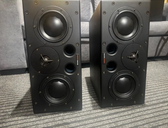 Dynaudio Acoustics M1
