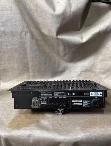 Behringer Eurolight LC2412 Professional 24-Channel DMX 