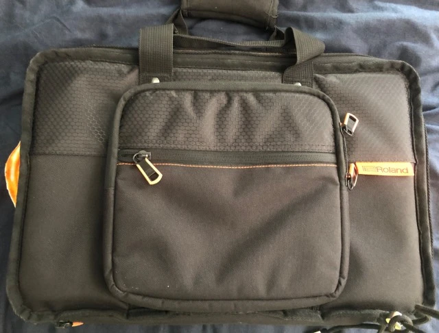 Roland TR8S+Roland Bag+Stand+Samples