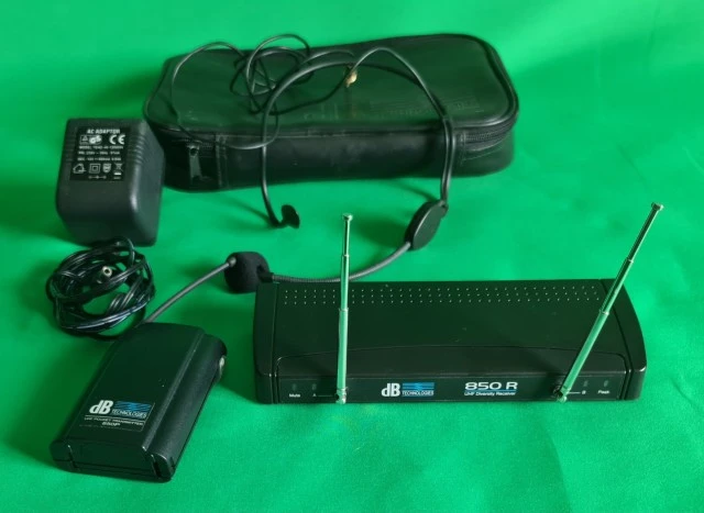 dB Technologies PU 850 DHM II Head Set  801.100mhz