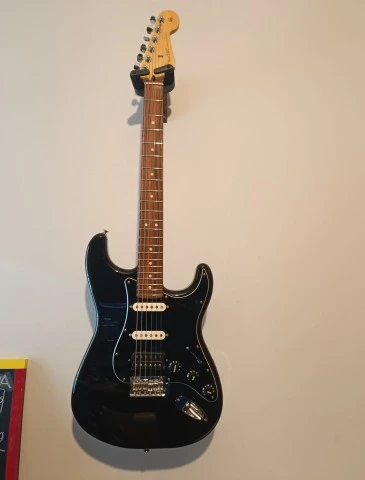 Fender Stratocaster 