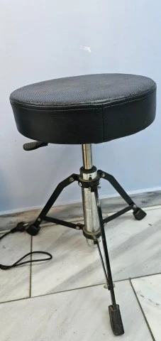 Drum Throne Gabriel