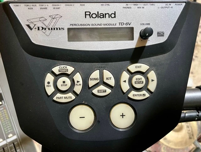 Roland TD-6 sound module- pro 