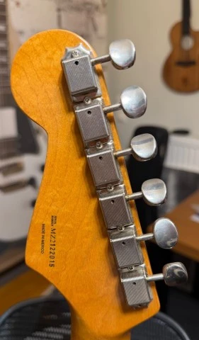 Fender Strat Neck Pau Ferro 60s
