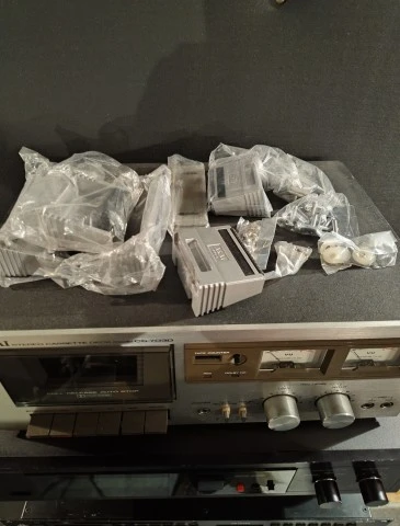 Πωλούνται Tascam , Akai , Pioneer