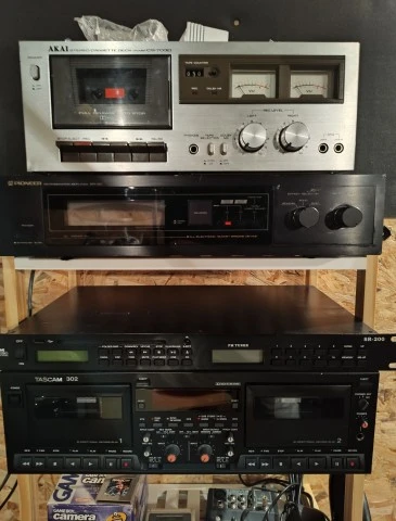 Πωλούνται Tascam , Akai , Pioneer