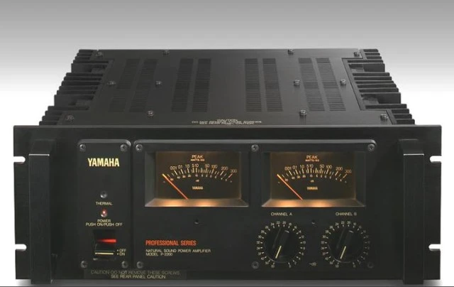 Ζήτηση ενισχυτή Yamaha P2200