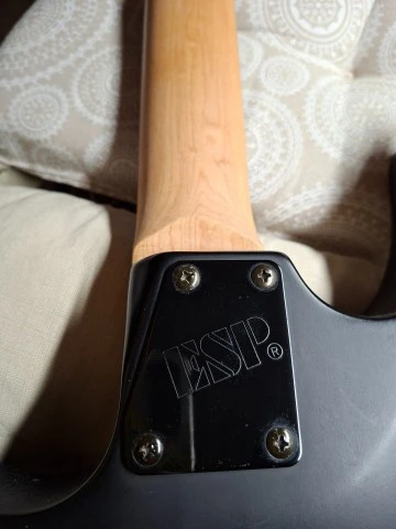 ESP LTD M-50 Τιμή συζητήσιμη.