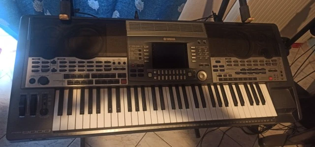 Yamaha PSR 9000