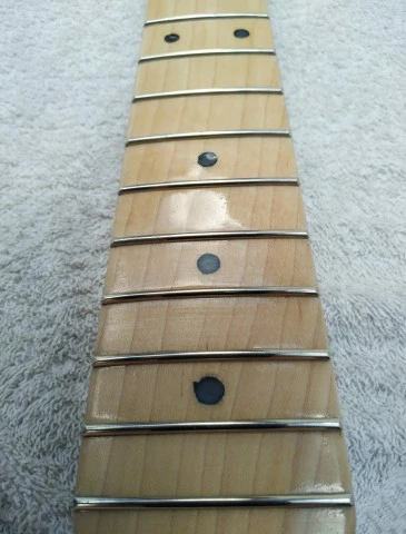 Allparts Jazz Bass Neck - Left
