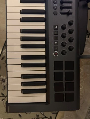 M-Audio Axiom 49 MKII USB MIDI Keyboard