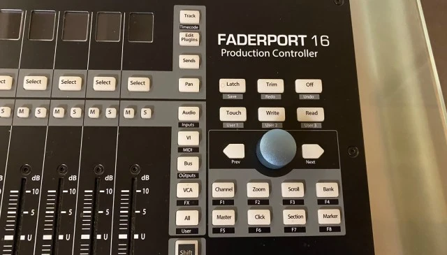 PreSonus FaderPort 16