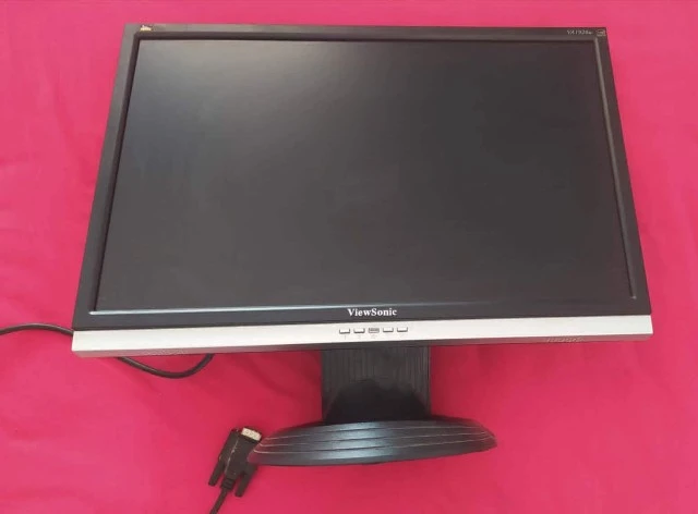 ViewSonic’s 48cm / 19" wide VA1926w LCD 