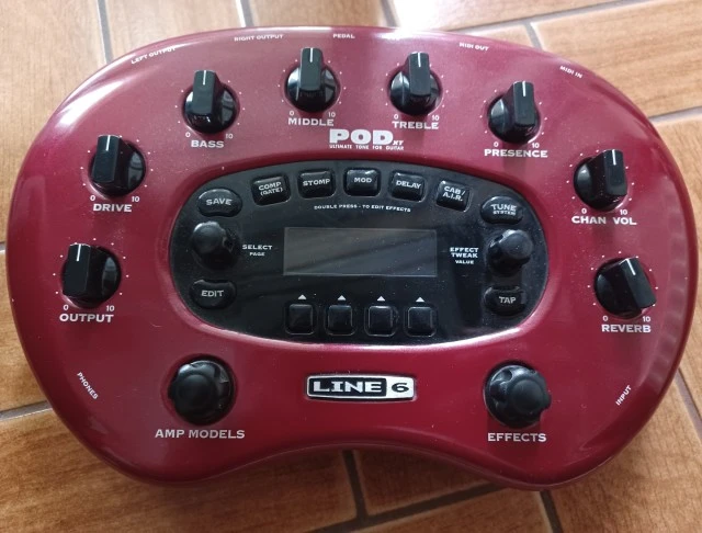 Line 6 POD XT Multi-Effect &amp; Amp Modeler