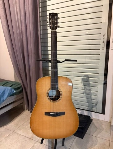 Alvarez Laureate LD70e Daybreak Dreadnought 