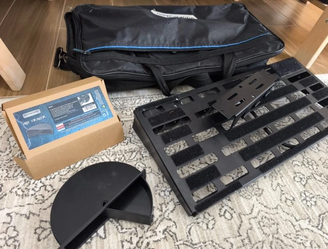 RockBoard TRES 3.1 με RockBoard Pedalboard Drawer