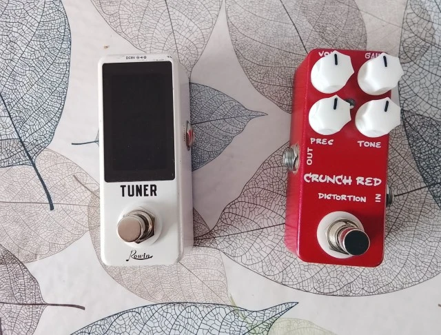 Mini Pedals - Tuner / Distortion / Chorus / Reverb