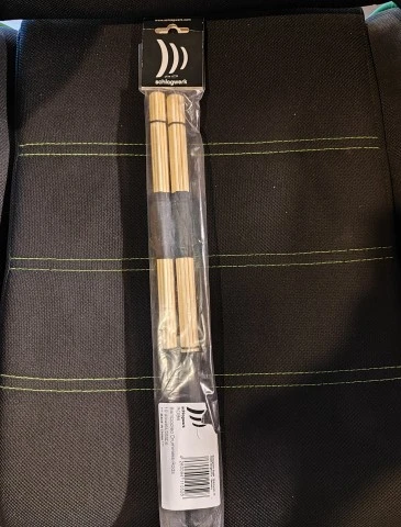 Vic Firth WB Jazz Brushes και Shlagwerk Bambooleo Rods