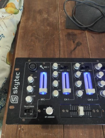 ΜΙΚΤΗΣ ΗΧΟΥ Skytec STM-3005REC