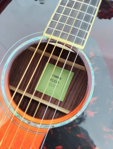 Yamaha FG830 Tobacco Brown Sunburst