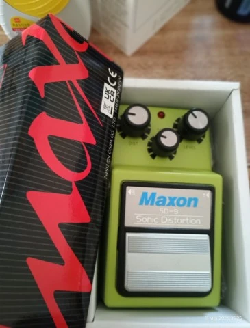 Maxon SD 9