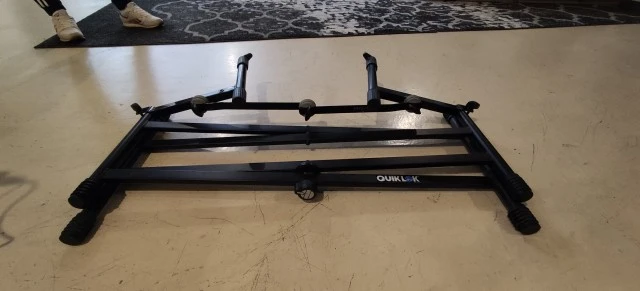 Quiklok Keyboard Stand + Proel EL-450