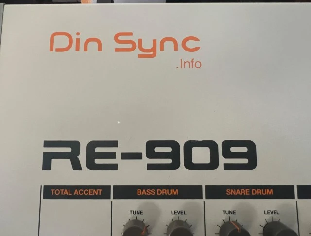  Din Sync RE 909 firmware V5