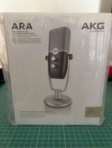 2 AKG ARA 