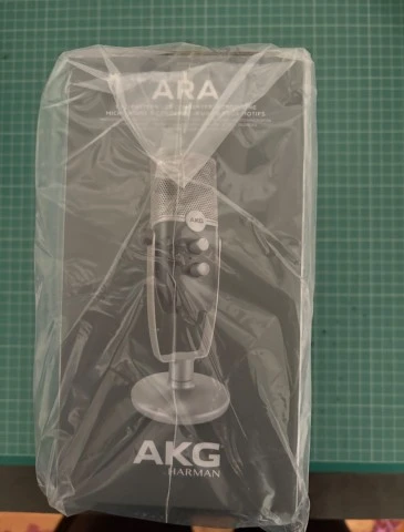 2 AKG ARA 