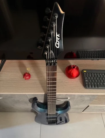 Cort X300
