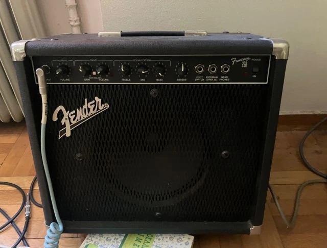 COMBO Κιθάρα-Ενισχυτής Squier Strat modified Duncan 70s