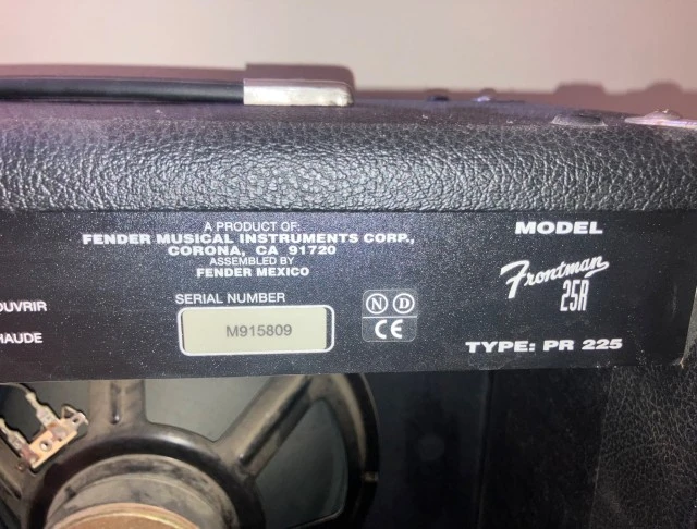 COMBO Κιθάρα-Ενισχυτής Squier Strat modified Duncan 70s