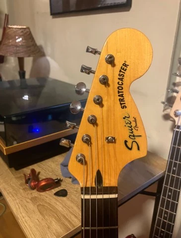 COMBO Κιθάρα-Ενισχυτής Squier Strat modified Duncan 70s