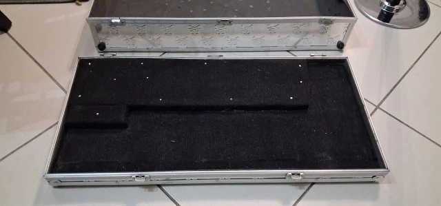 Πεταλιέρα pedalboard hard case