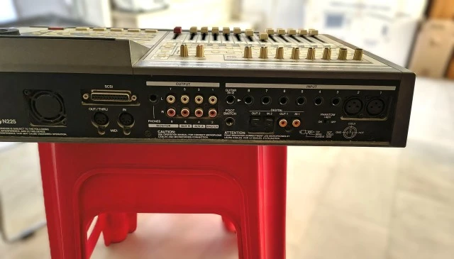 Roland VS-1824 Digital Workstation με CD-RW